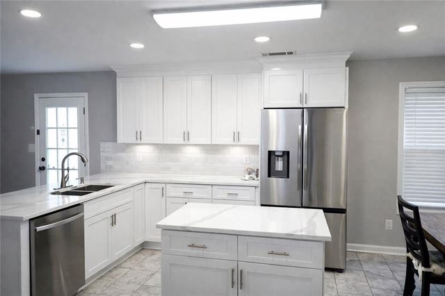 1020 Chandler Ridge Drive, Lawrenceville, GA 30045