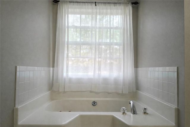 1020 Chandler Ridge Drive, Lawrenceville, GA 30045