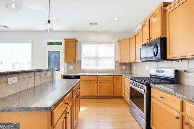 157 Bradshaw Park Drive, Woodstock, GA 30188