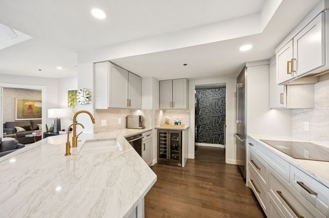 5909 Luther Lane 2107, Dallas, TX 75225