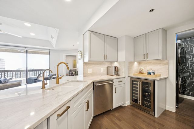 5909 Luther Lane 2107, Dallas, TX 75225