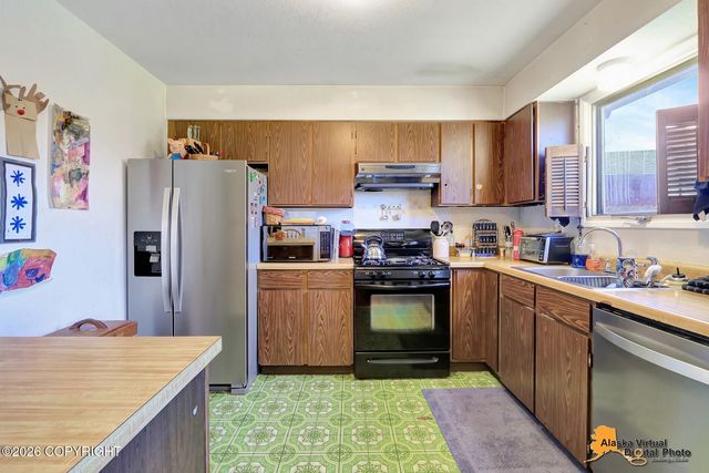 8410 Dagan Street, Anchorage, AK 99502