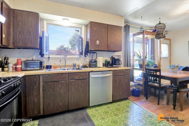 8410 Dagan Street, Anchorage, AK 99502