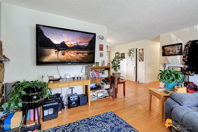 8410 Dagan Street, Anchorage, AK 99502