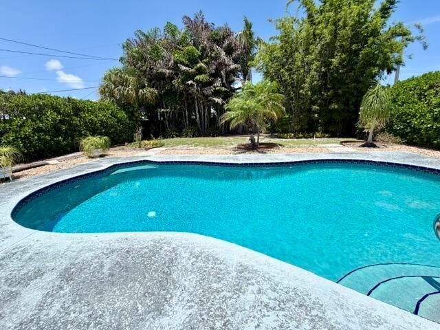 3132 NE SAVANNAH Road, Jensen Beach, FL 34957