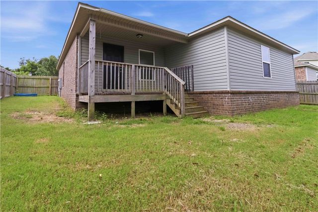 7850 Bridgegate Avenue, Springdale, AR 72762