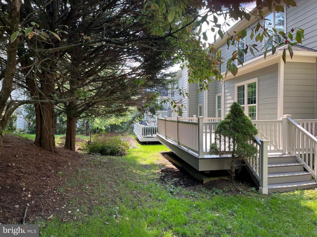 11 OLD GRANARY CT, Catonsville, MD 21228