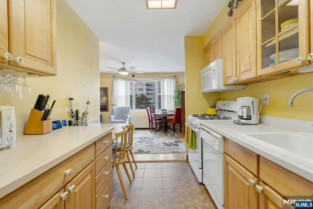 2000 Linwood Avenue 5A, Fort Lee, NJ 07024