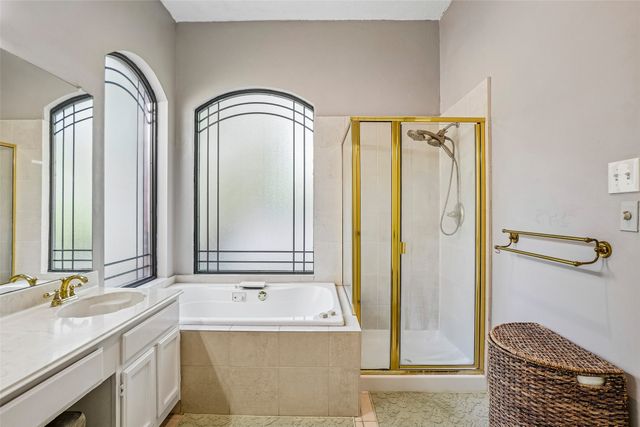 2609 Creekside Way, Highland Village, TX 75077
