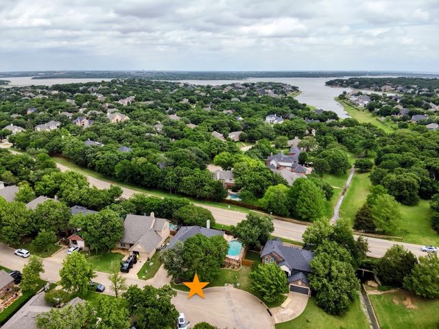 2609 Creekside Way, Highland Village, TX 75077