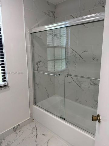 9021 W Sunrise Blvd 9021, Plantation, FL 33322