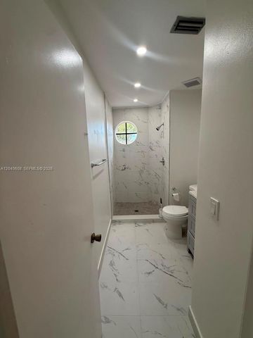 9021 W Sunrise Blvd 9021, Plantation, FL 33322