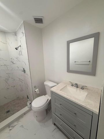 9021 W Sunrise Blvd 9021, Plantation, FL 33322