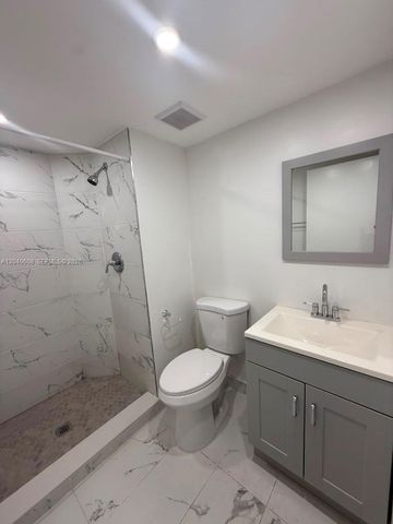 9021 W Sunrise Blvd 9021, Plantation, FL 33322