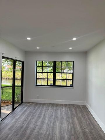 9021 W Sunrise Blvd 9021, Plantation, FL 33322