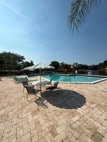 9021 W Sunrise Blvd 9021, Plantation, FL 33322