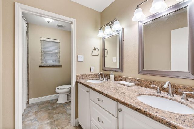 10738 Cedar Creek Drive, Houston, TX 77042