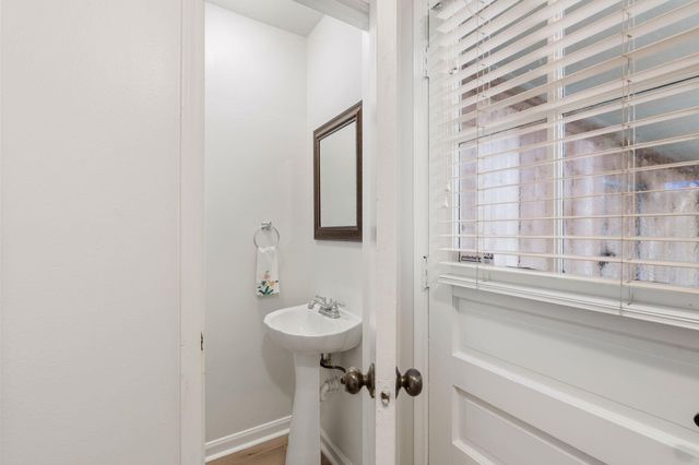 10738 Cedar Creek Drive, Houston, TX 77042