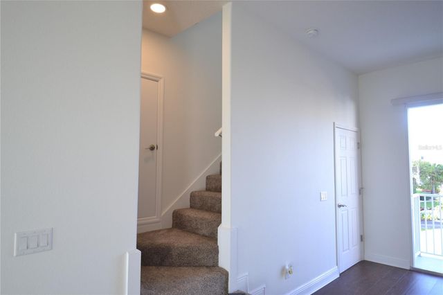 5732 BISCAYNE COURT, New Port Richey, FL 34652