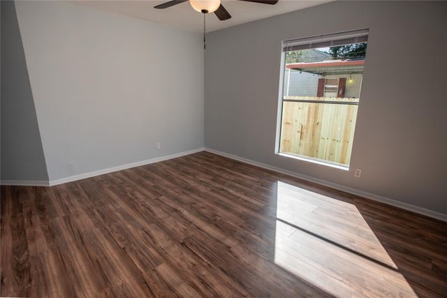 219A Texas Avenue, Bacliff, TX 77518