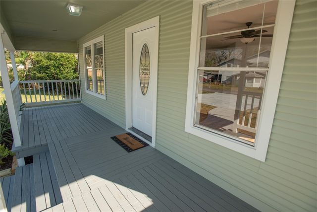 219A Texas Avenue, Bacliff, TX 77518