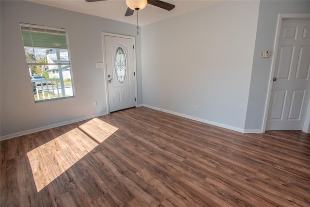 219A Texas Avenue, Bacliff, TX 77518