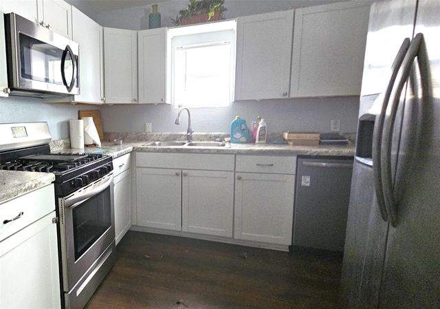219A Texas Avenue, Bacliff, TX 77518