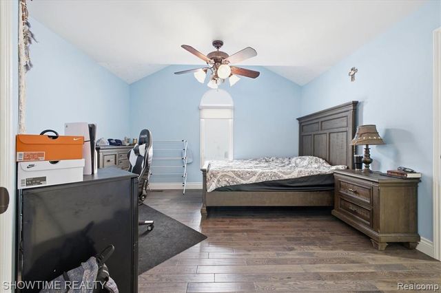 4157 Springbrook Drive, Sterling Heights, MI 48314