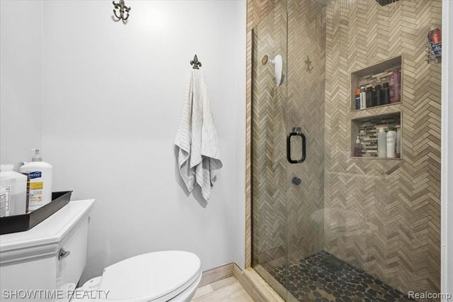 4157 Springbrook Drive, Sterling Heights, MI 48314