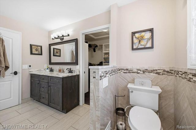 4157 Springbrook Drive, Sterling Heights, MI 48314