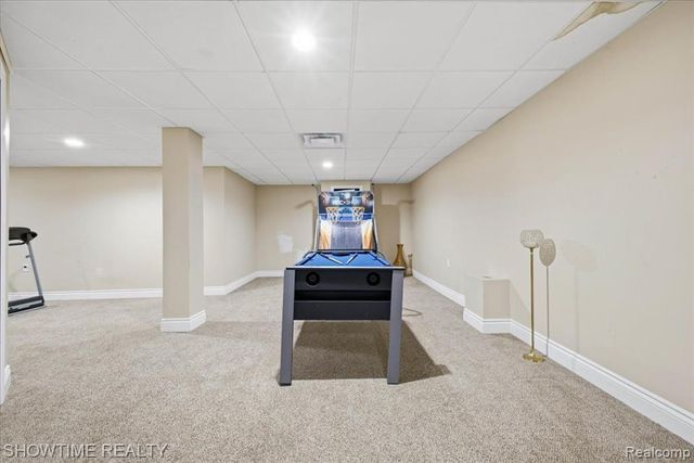 4157 Springbrook Drive, Sterling Heights, MI 48314