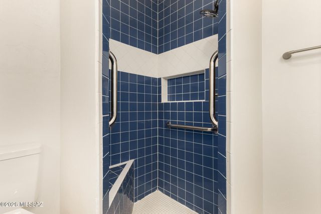 718 N Benton Avenue, Tucson, AZ 85711