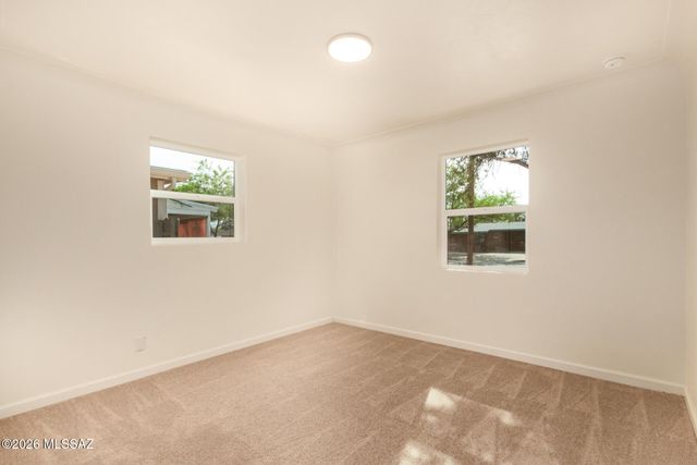 718 N Benton Avenue, Tucson, AZ 85711