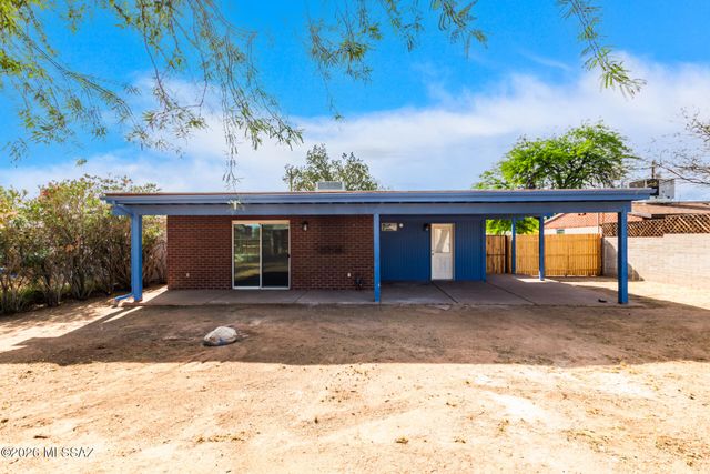 718 N Benton Avenue, Tucson, AZ 85711