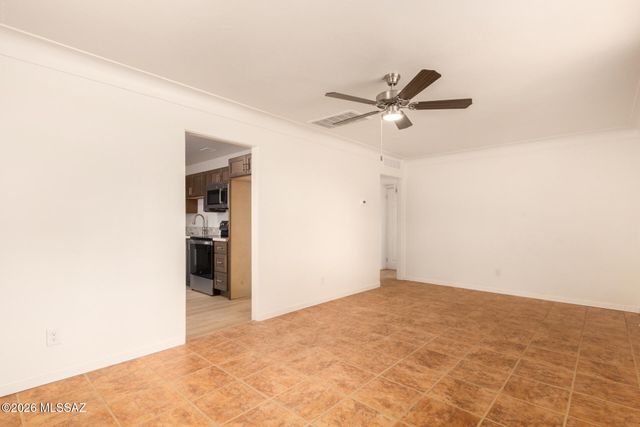 718 N Benton Avenue, Tucson, AZ 85711