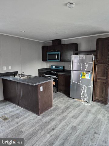 318 HOSTETTER BLVD, New Castle, DE 19720
