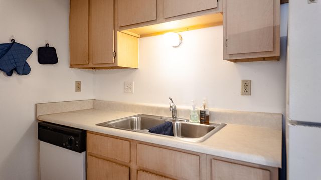 2494 Etiwan Avenue 9d, Charleston, SC 29414