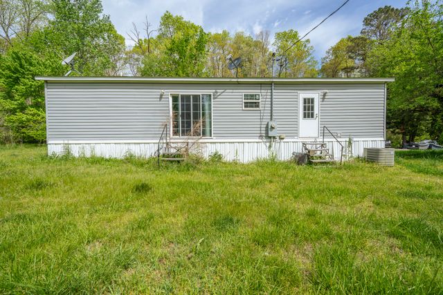 4242 Upper Factory Creek Rd, Waynesboro, TN 38485
