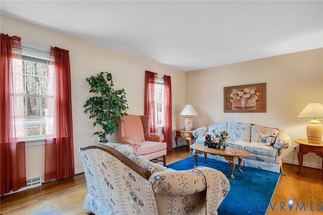 1913 Raintree Dr, Henrico, VA 23238