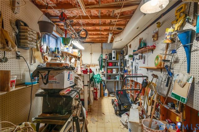 1913 Raintree Dr, Henrico, VA 23238