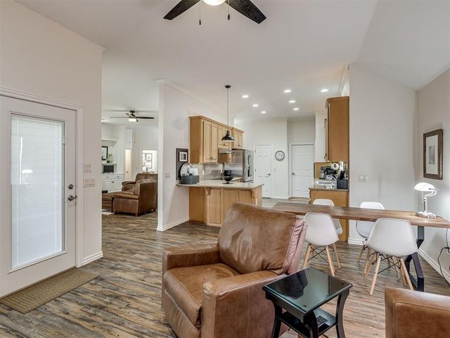 204 Castle Rock Road, Yukon, OK 73099