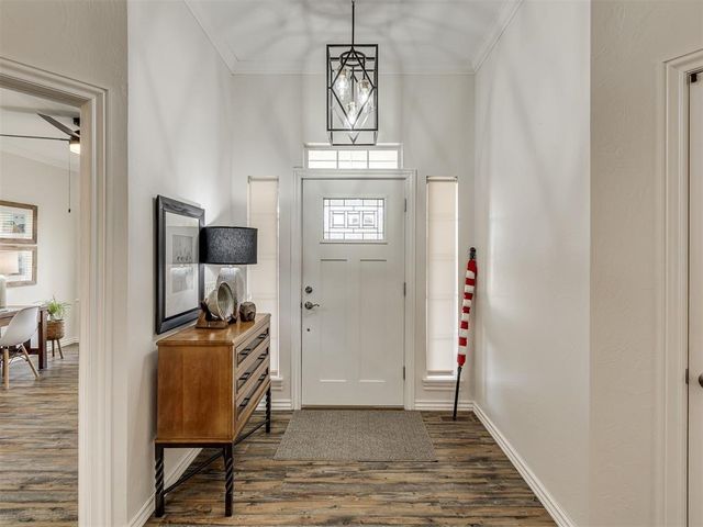 204 Castle Rock Road, Yukon, OK 73099