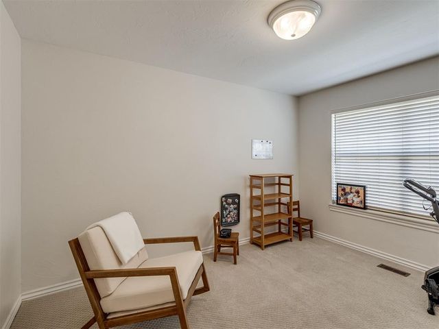 204 Castle Rock Road, Yukon, OK 73099
