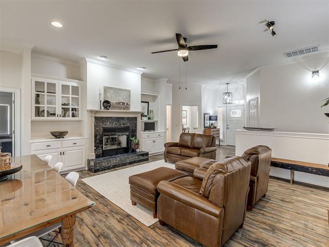 204 Castle Rock Road, Yukon, OK 73099