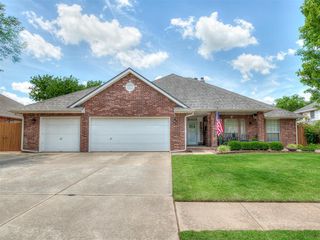 204 Castle Rock Road, Yukon, OK 73099