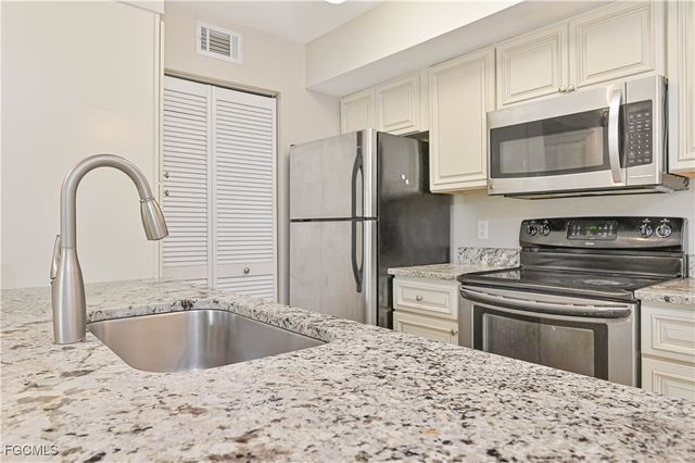 2058 Arbour Walk CIR 3316, Naples, FL 34109