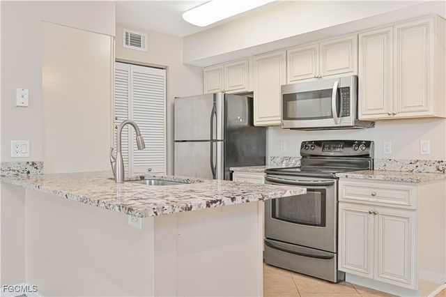 2058 Arbour Walk CIR 3316, Naples, FL 34109