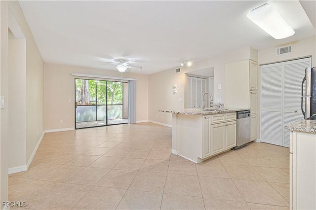 2058 Arbour Walk CIR 3316, Naples, FL 34109