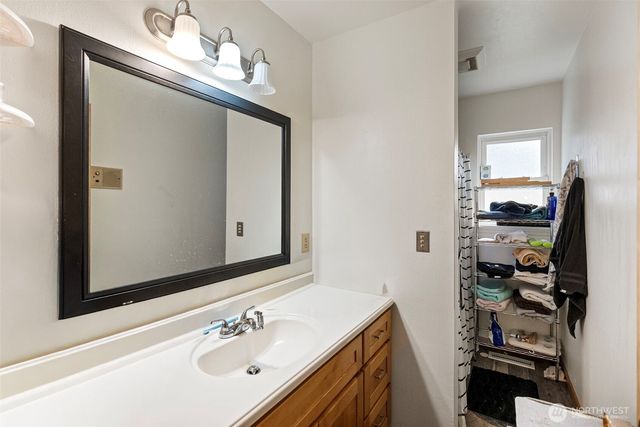 194 May Street W, Port Orchard, WA 98366