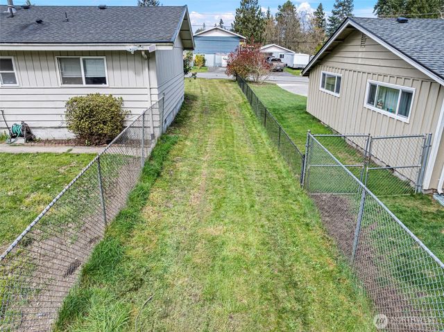 194 May Street W, Port Orchard, WA 98366